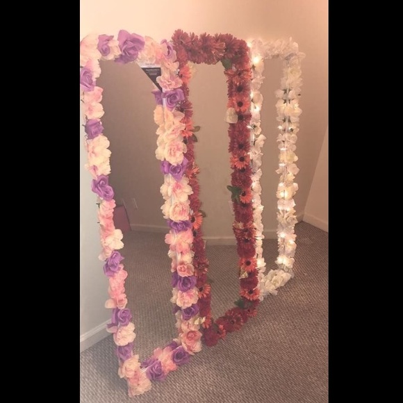 Flower door mirror🌸🌼 - Picture 2 of 2